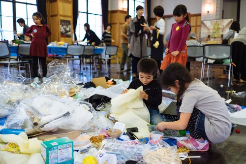 Cai Guo-Qiang “Children Da Vincis” Workshop, Oct. 25